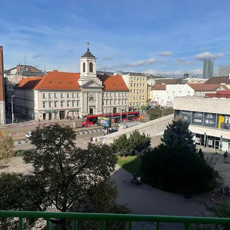 Apartment Skau Dunajska Family Two Bedroom Old Town *